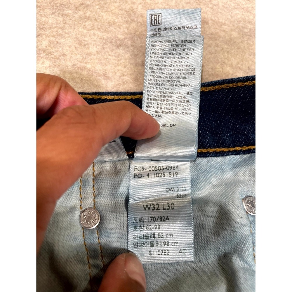 Levi's 505 Regular Jeans Mens 32x30 Blue Denim Cotton Mid Rise Straight Leg - Picture 5 of 16